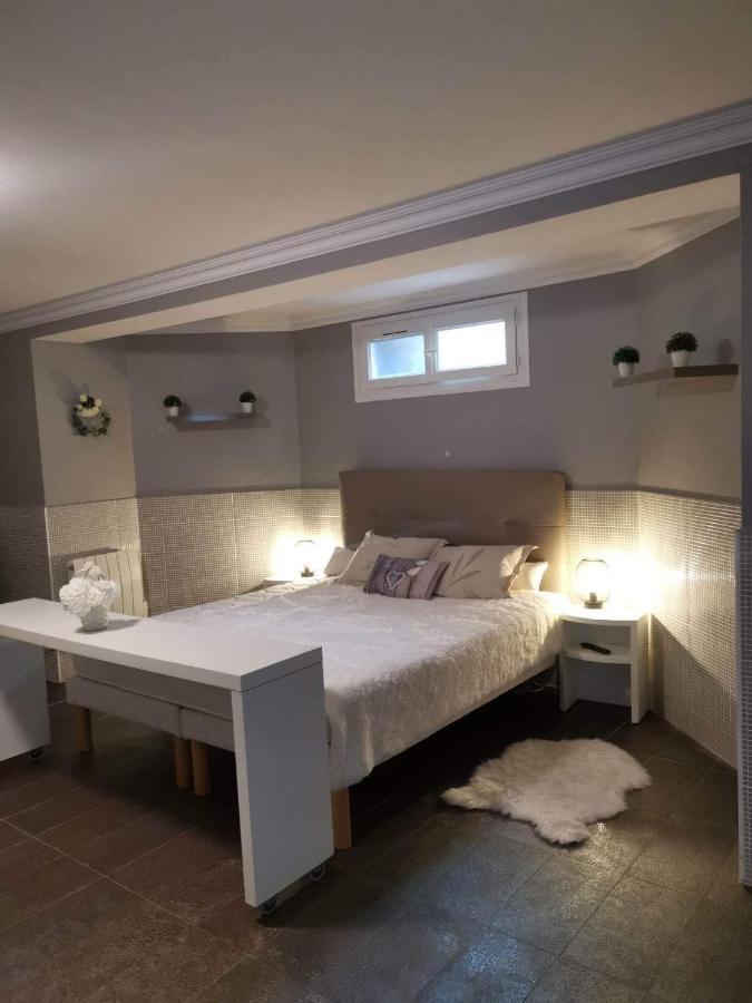 Domont Suite Jacuzzi Au Calme المظهر الخارجي الصورة