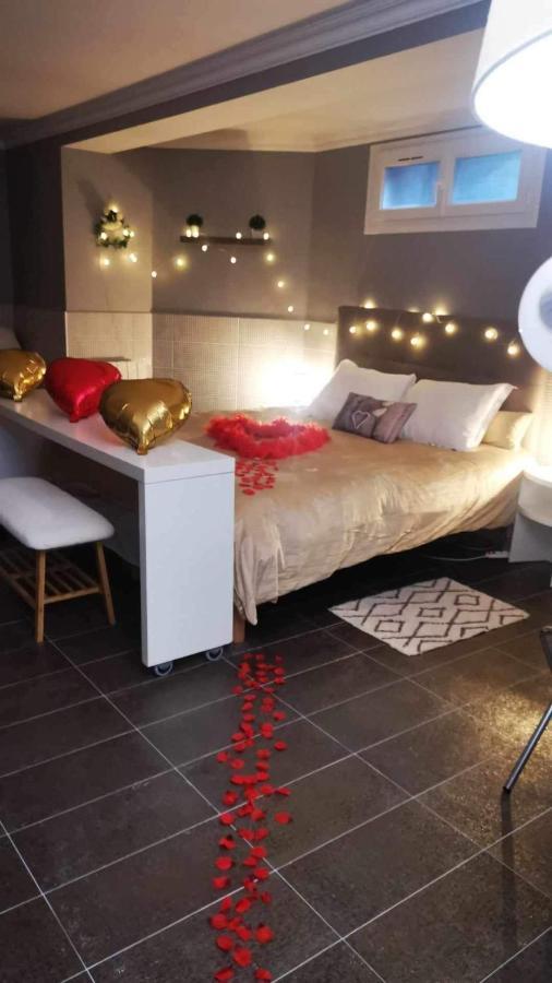 Domont Suite Jacuzzi Au Calme المظهر الخارجي الصورة